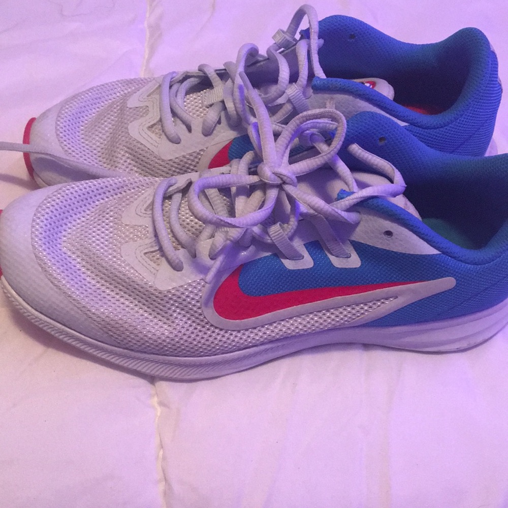 Women’s Nike workout shoe